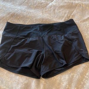 Lululemon speed up low rise 4” inch